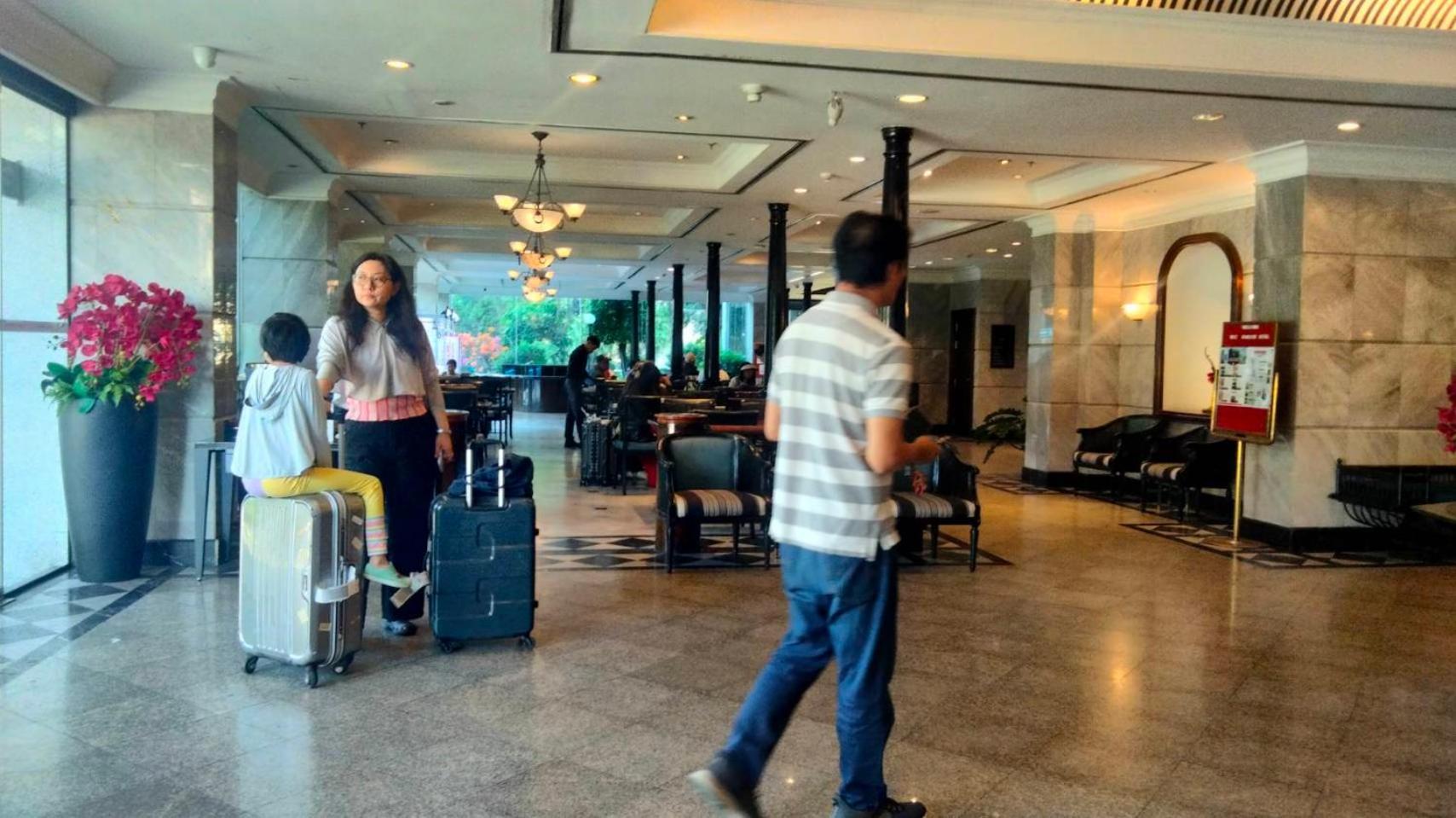 Witz Bangkok Ramkhamhaeng Hotel Exterior photo